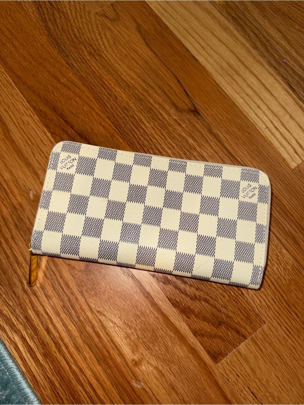 Cream wallet